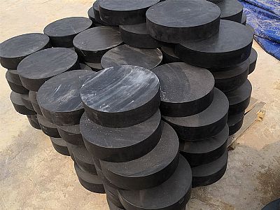 息县板式橡胶支座由若干层橡胶片与薄钢板经加压硫化
